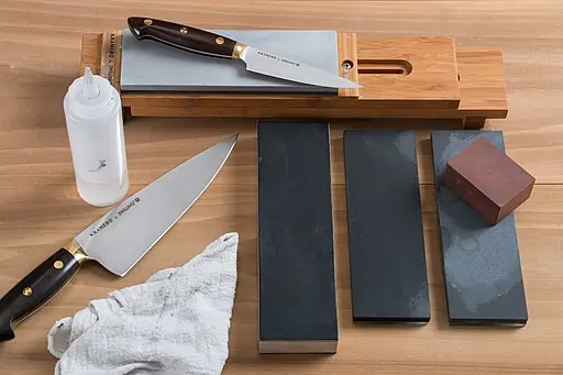 Knife sharpening tool 